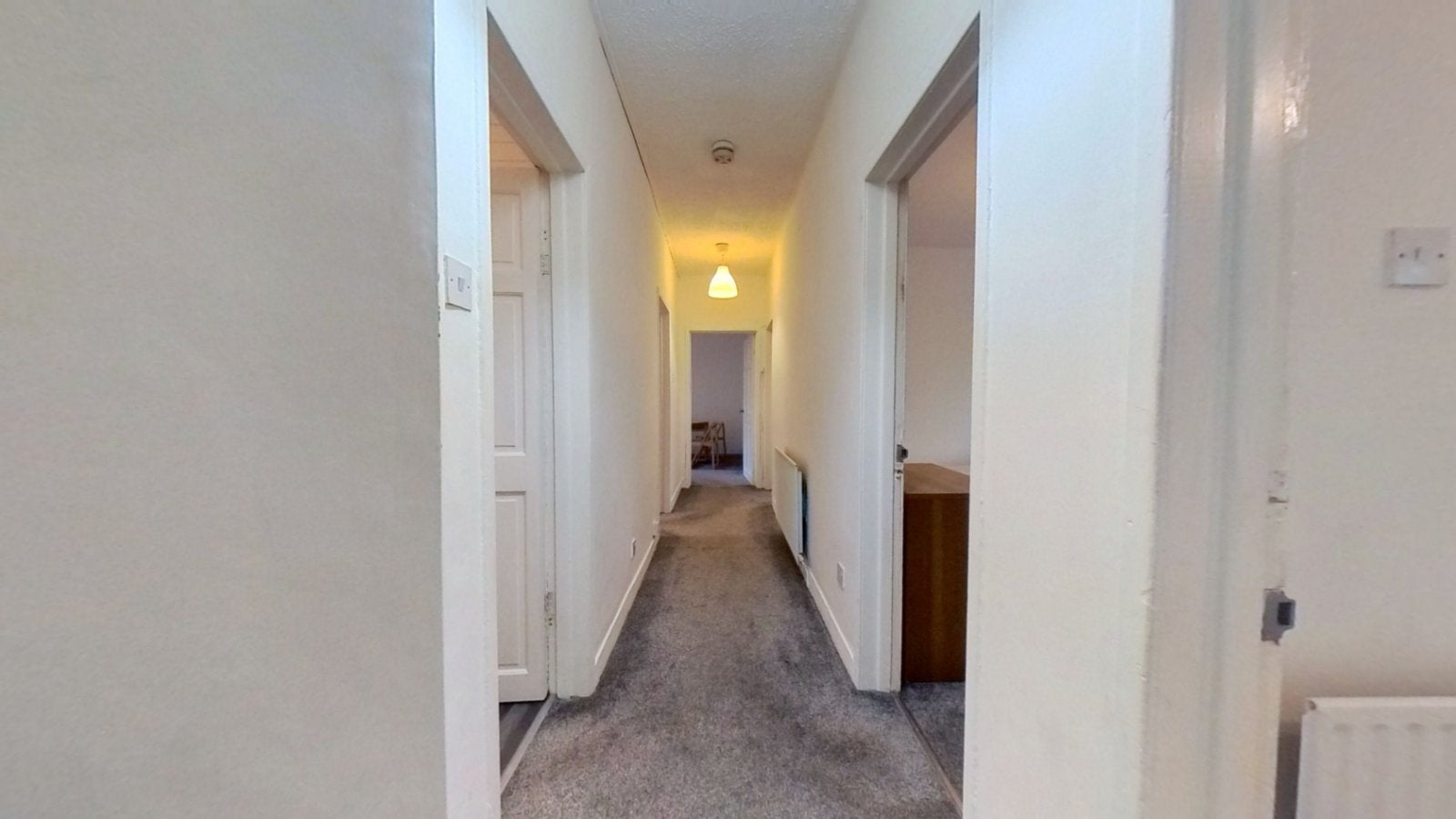 Flat Thornwood Drive in Glasgow