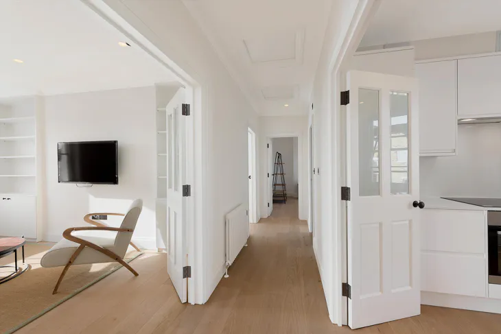 Flat Sutherland Street in City of Westminster