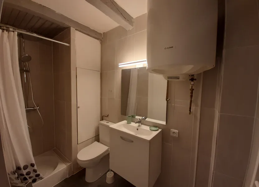 Chambre Place Saint-Silain à Périgueux