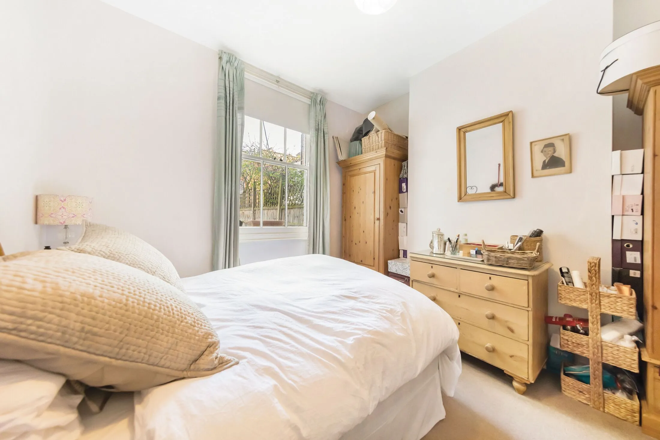 House Ingelow Road in Greater London