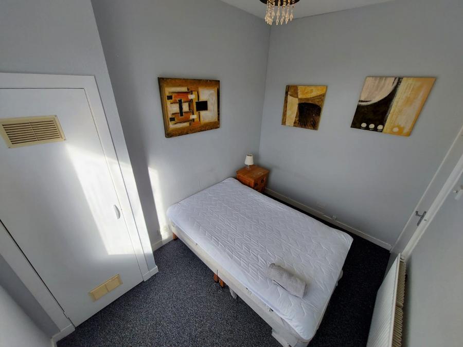 Flat Roslin Street in Aberdeen City