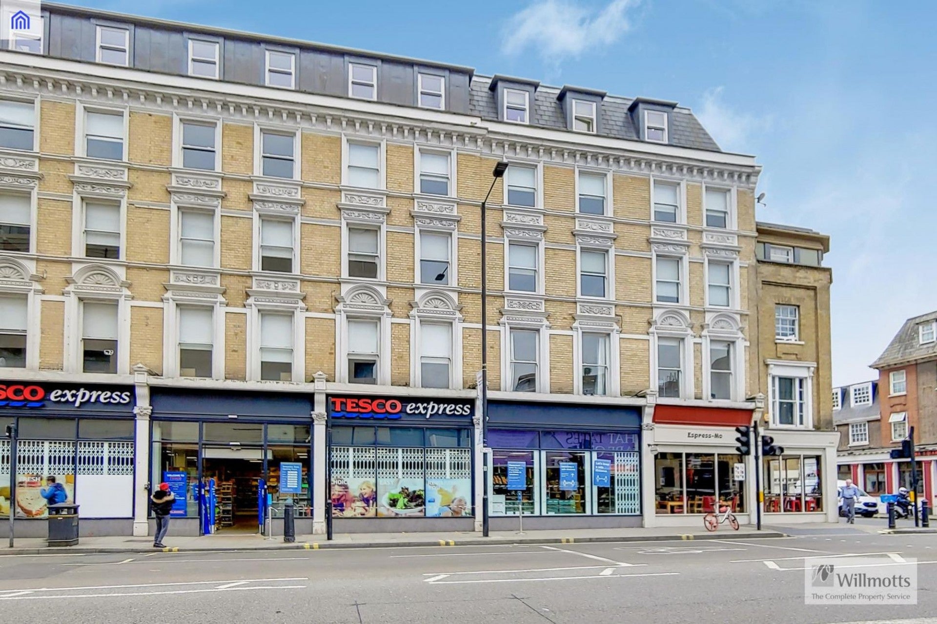 Flat North End Road in Greater London