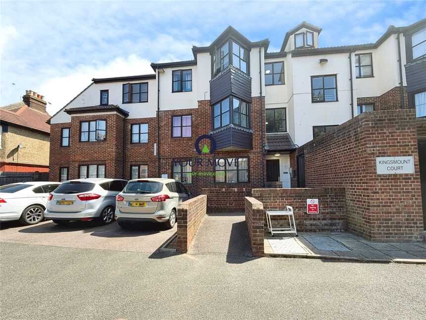 Flat Lewis Road in Greater London
