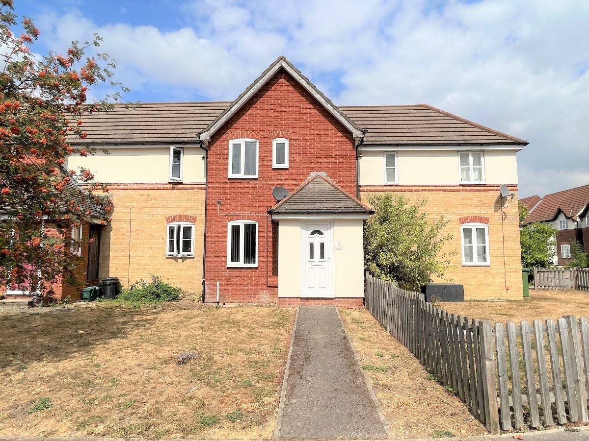 House Melville Drive in Wickford