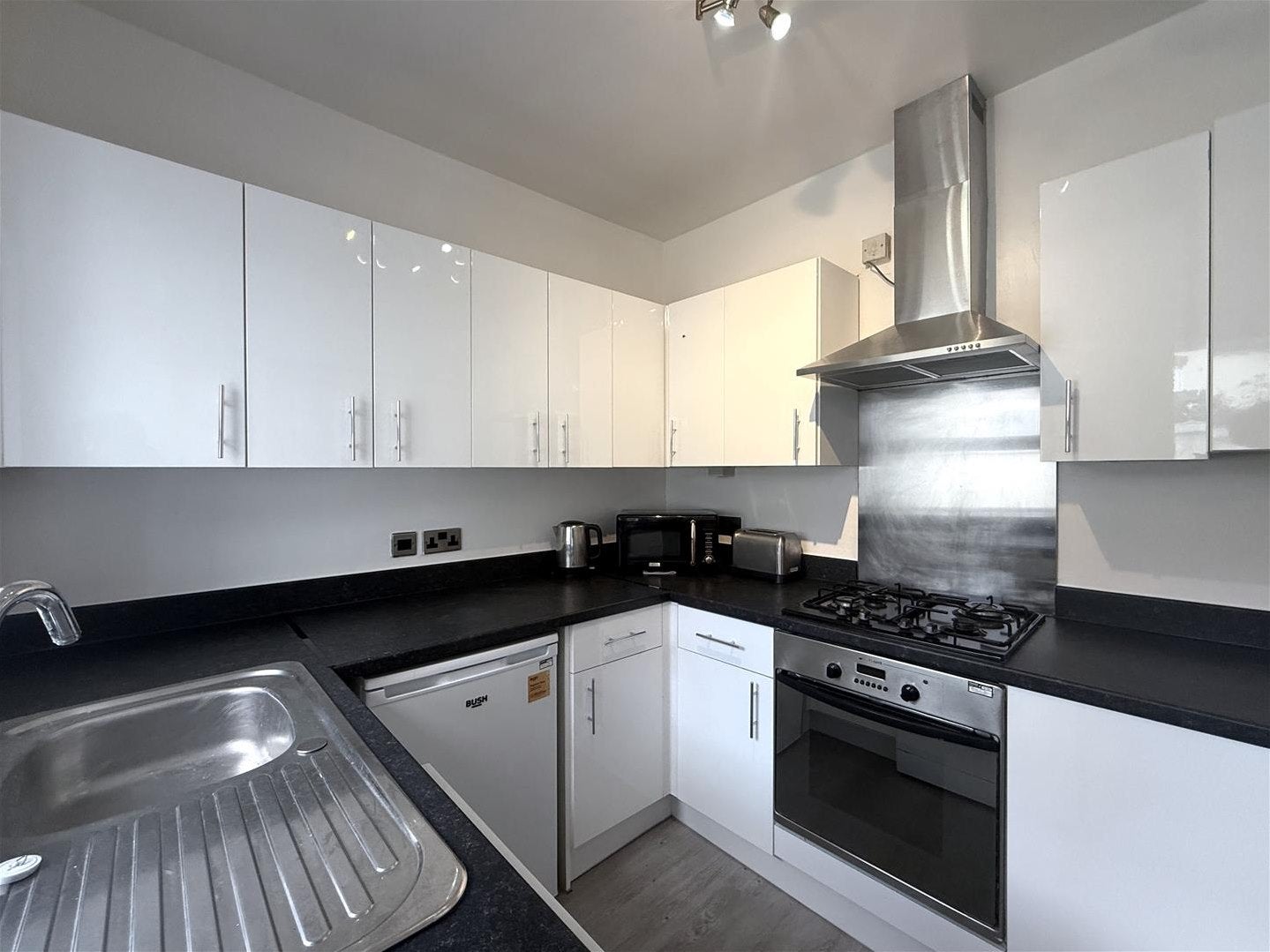 Flat Eldon Road in Birmingham