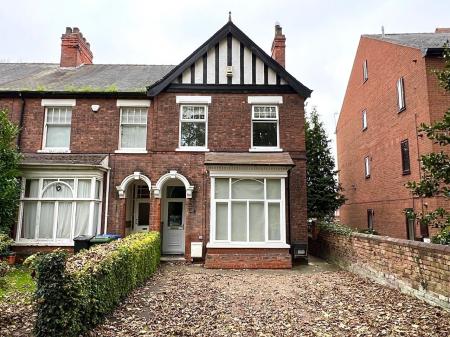 Flat Dean Grove in Grimsby