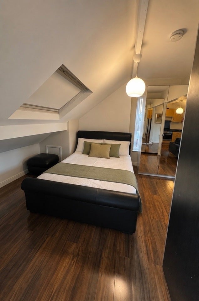 Flat Ecclesall Road in Sheffield