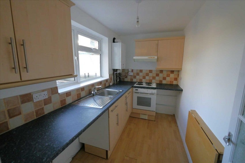 Flat Tennyson Road in Worthing