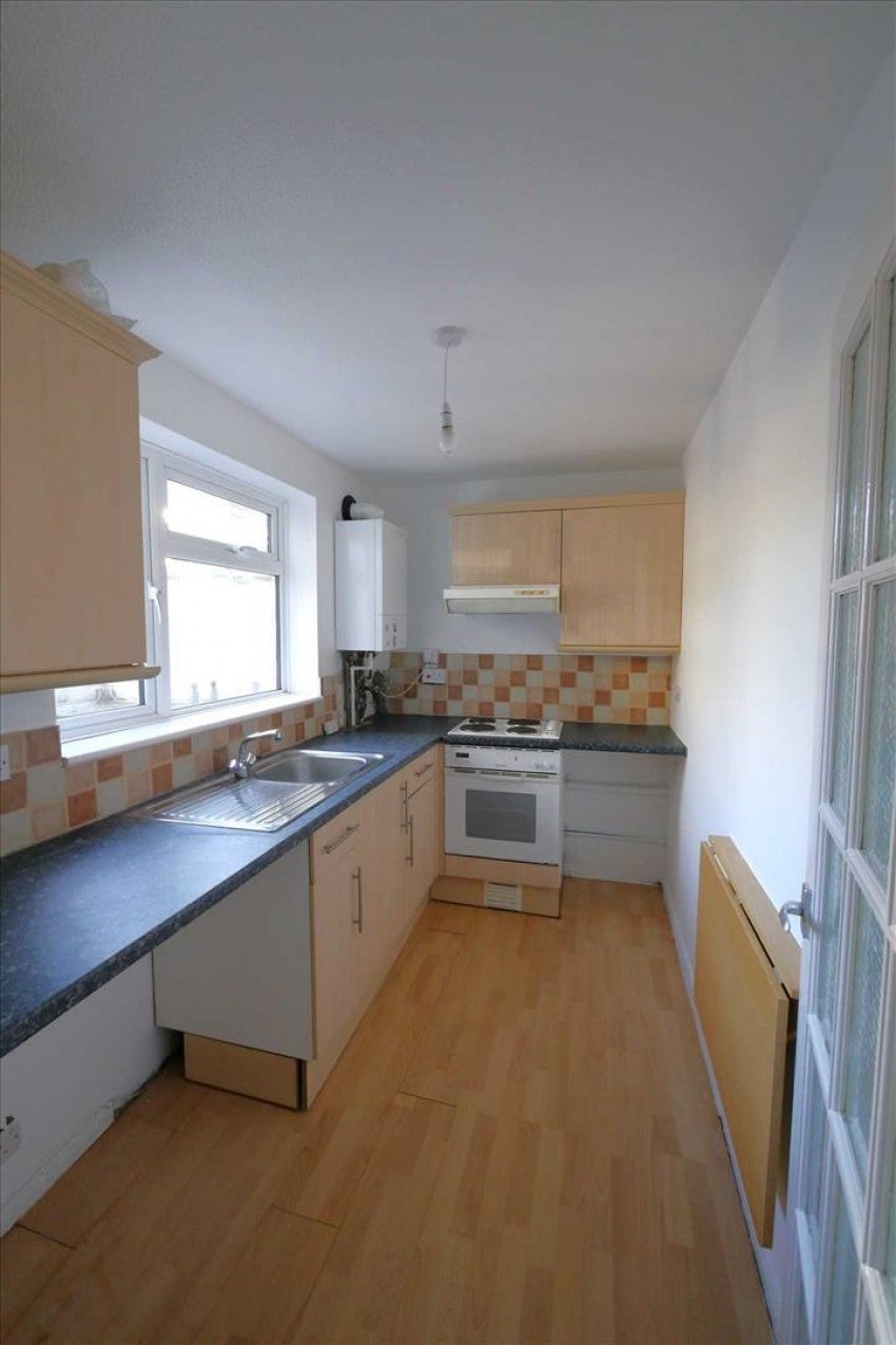 Flat Tennyson Road in Worthing