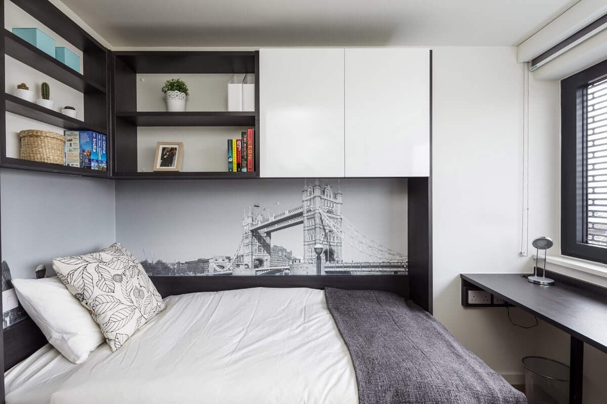Room Lambeth High Street in Greater London