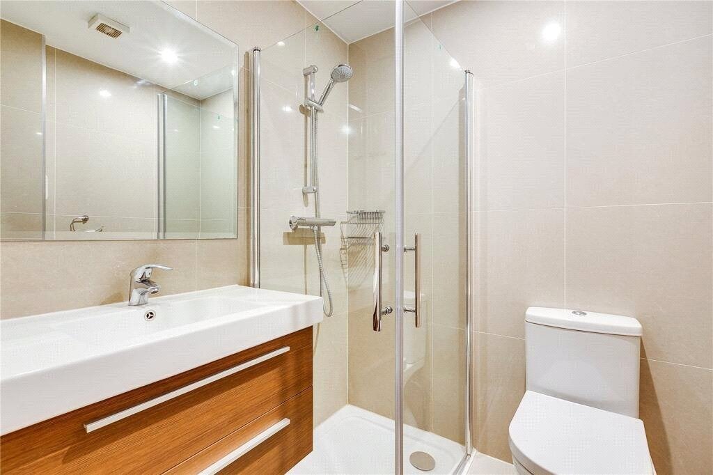 Flat Collingham Place in Greater London