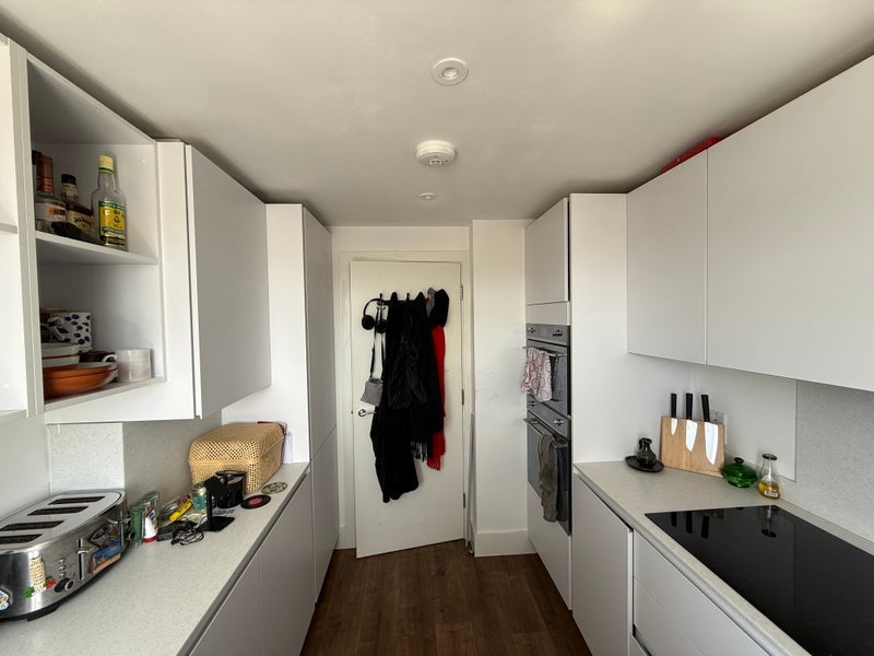 Room Lancaster Avenue in Greater London