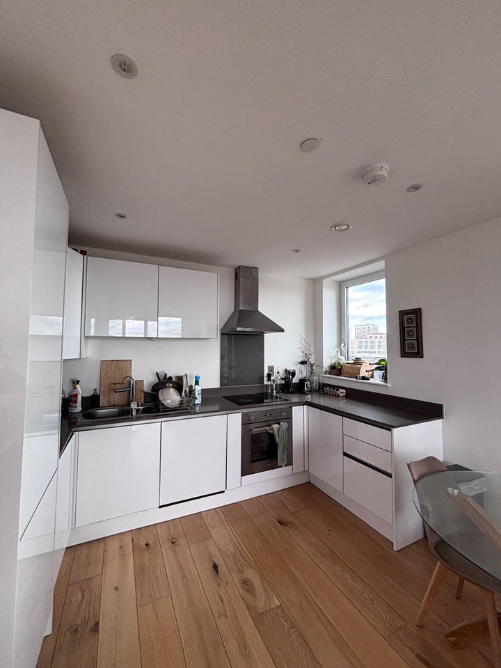 Flat Emily Street in Greater London