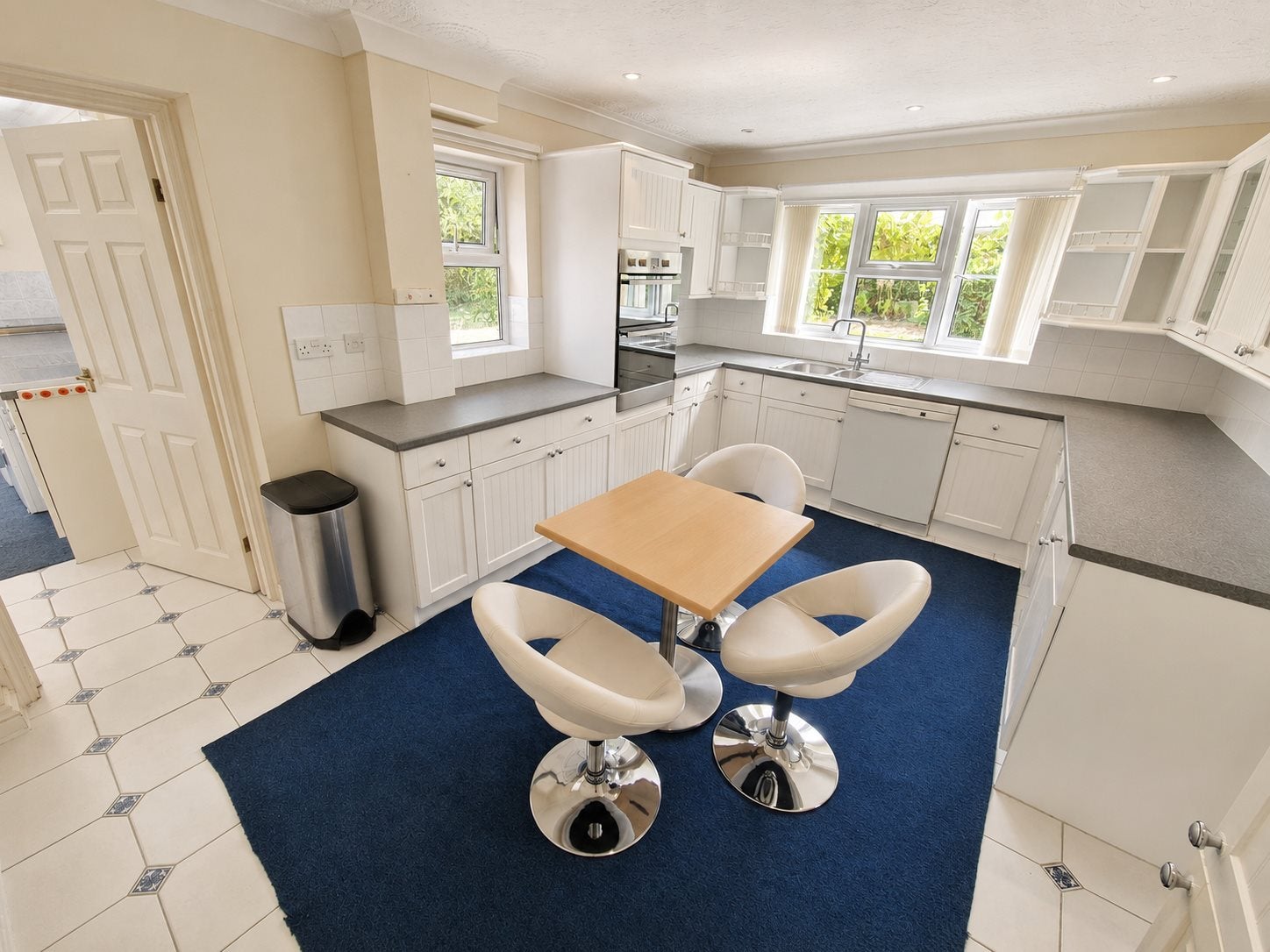House Charter Close in Bridgwater
