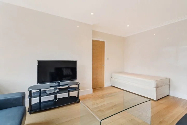 Flat Edgware Road in City of Westminster