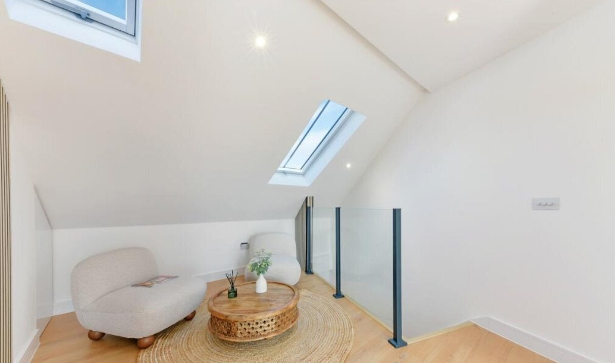 House Jephtha Road in Greater London