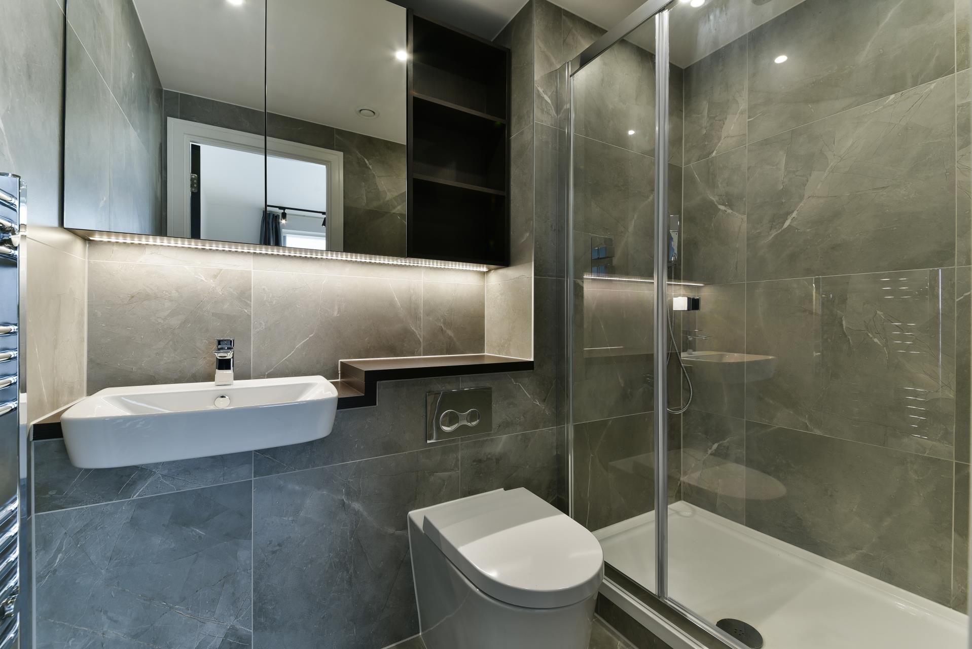 Flat Portal Way in Greater London