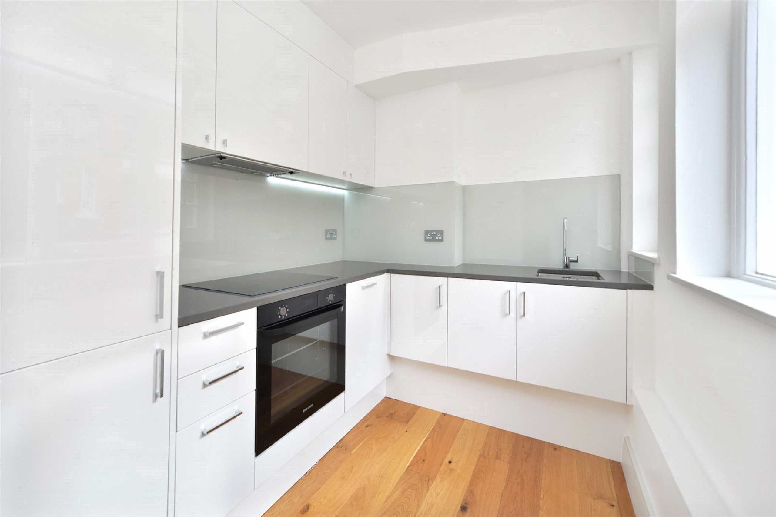 Flat Hastings Street in Greater London