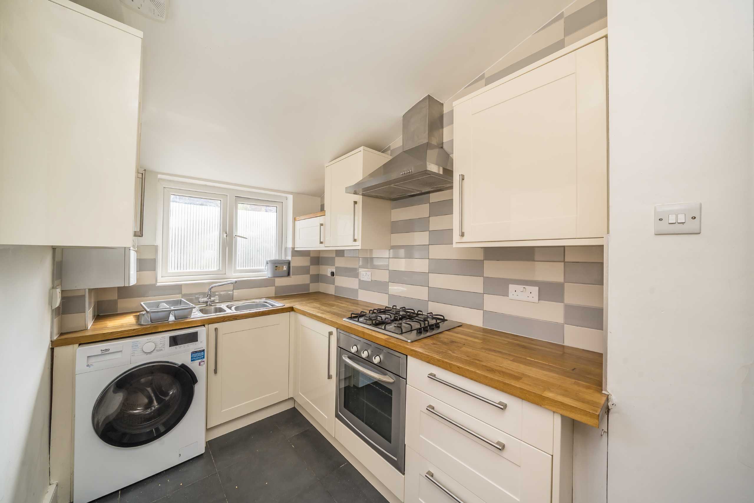 House Woodland Way in Greater London