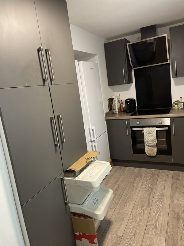Room Merrywood Road in Bristol