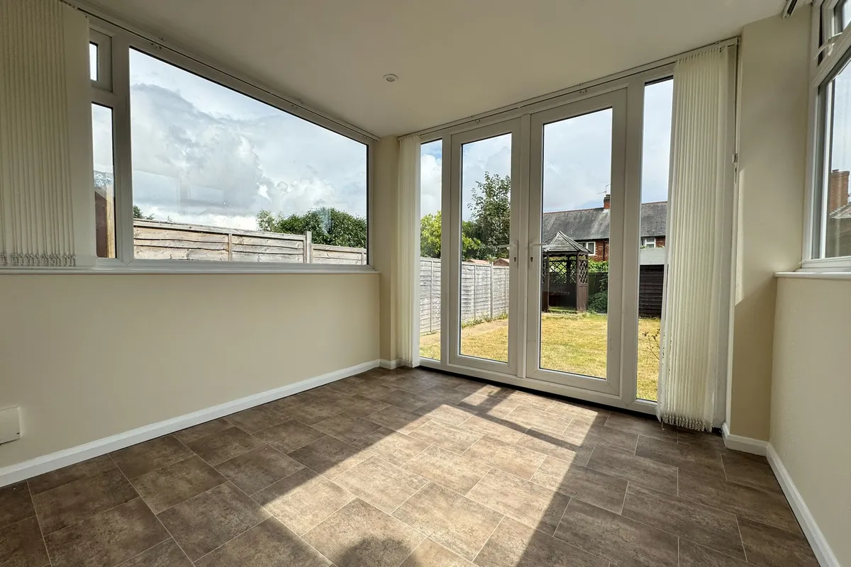 House Kingston Avenue in South Kesteven