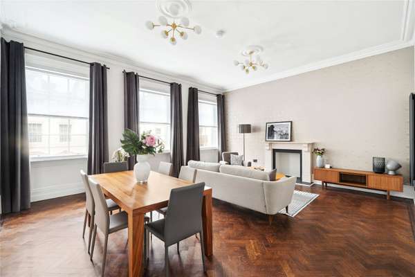 Flat Strathearn Place in City of Westminster