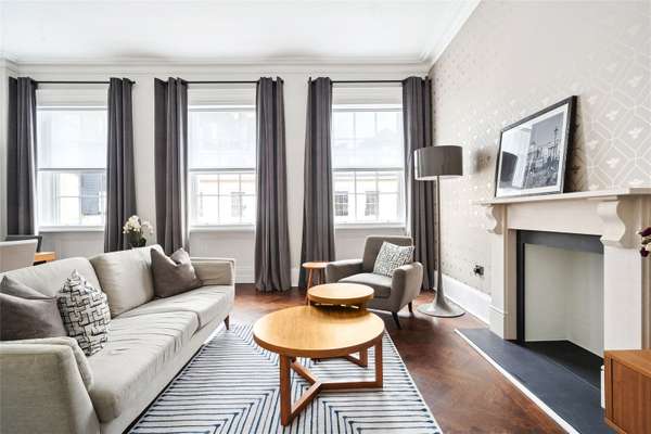 Flat Strathearn Place in City of Westminster