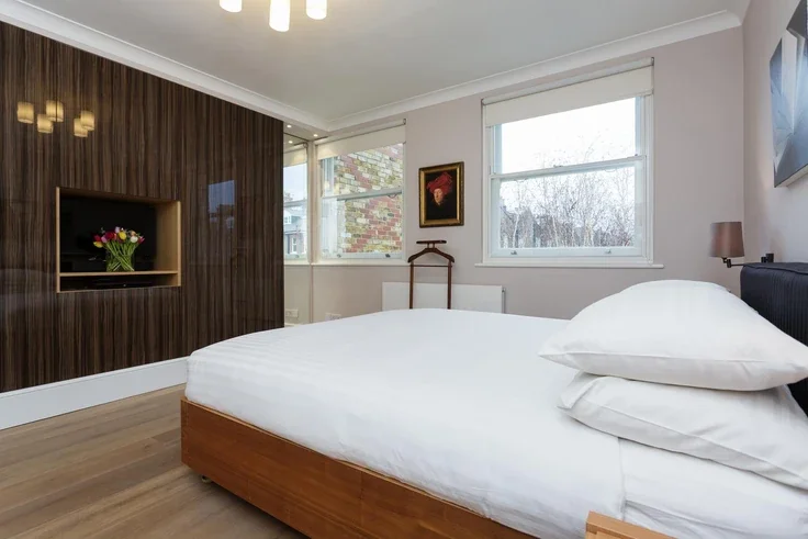 Flat Castellain Road in City of Westminster