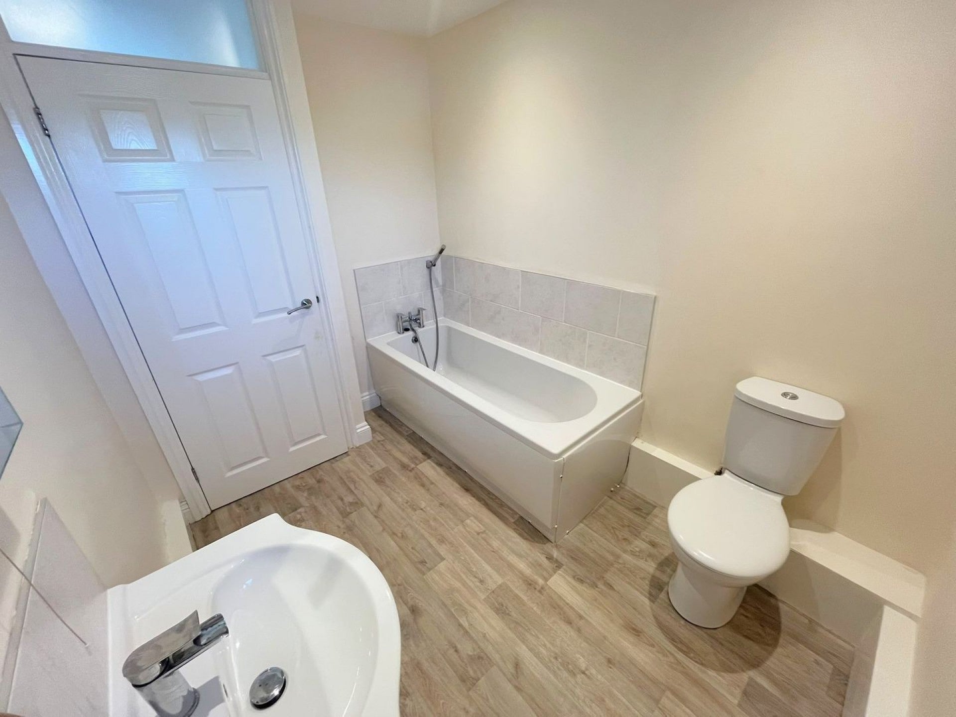 Flat London Road in Rother