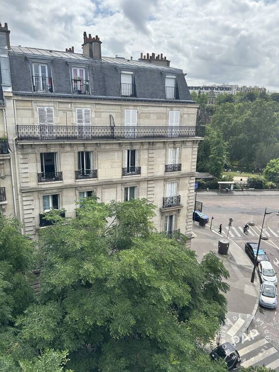 Flat Avenue Jean Jaurès in Paris