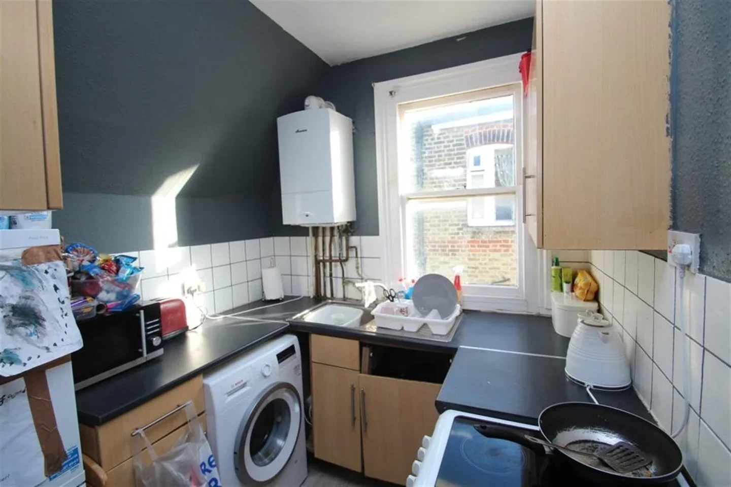 Flat Ashburton Road in Greater London