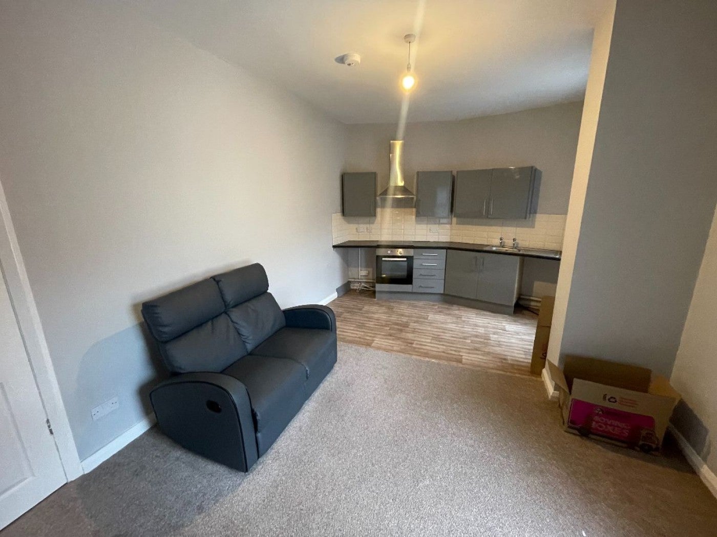 Flat Avenham Lane in Preston
