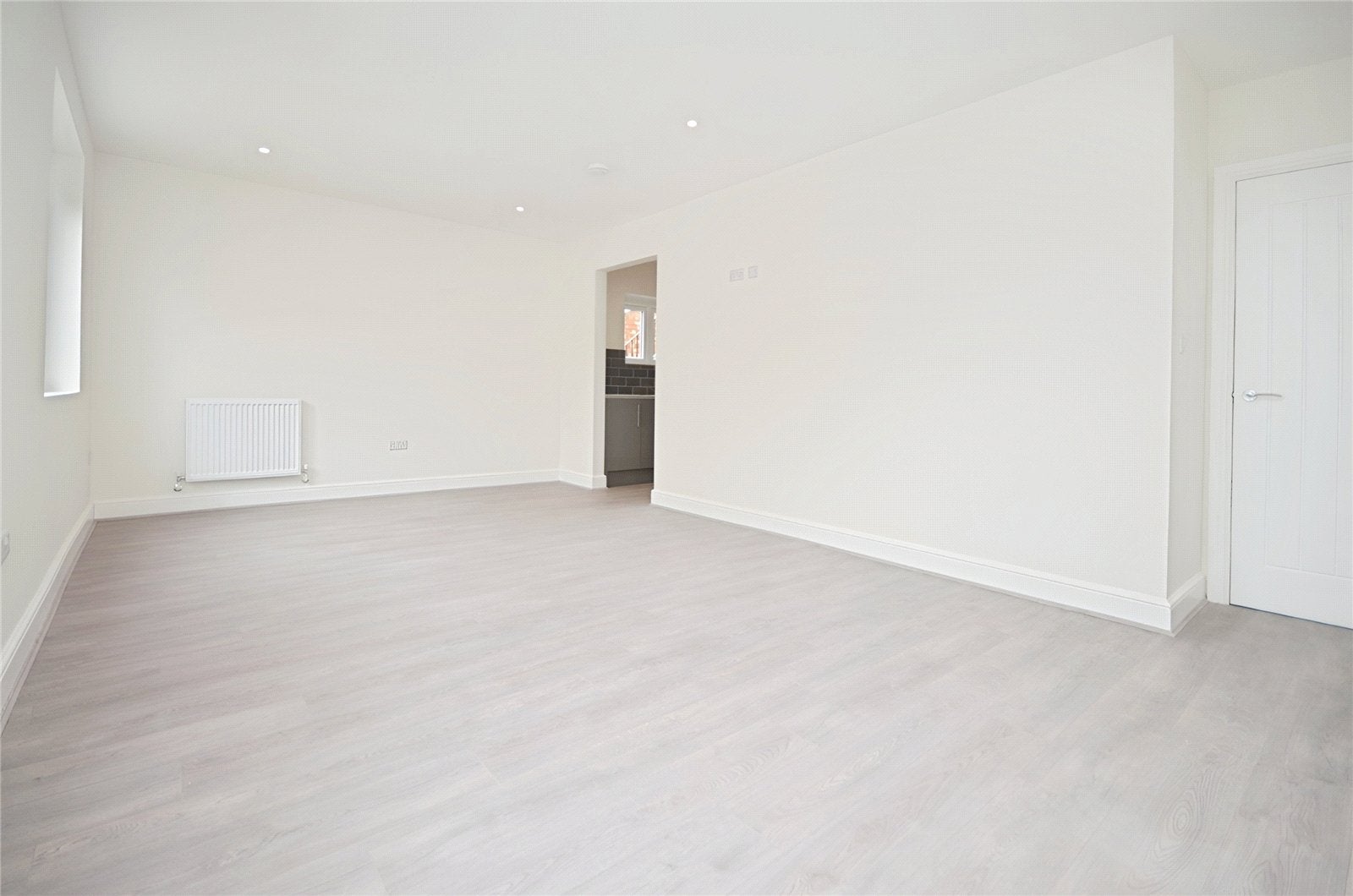 Flat Braintree Road in Witham