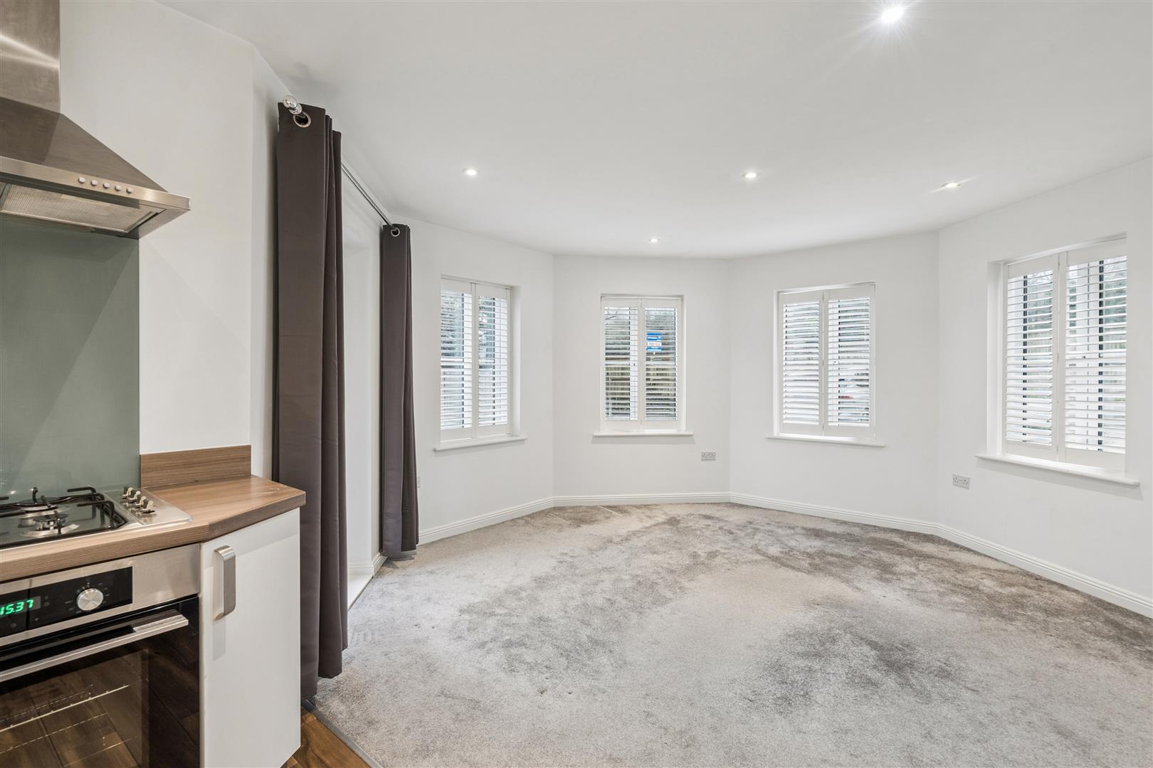 Flat Parkfield in Three Rivers