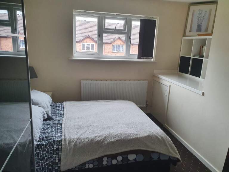 House Dawes Close in Coventry