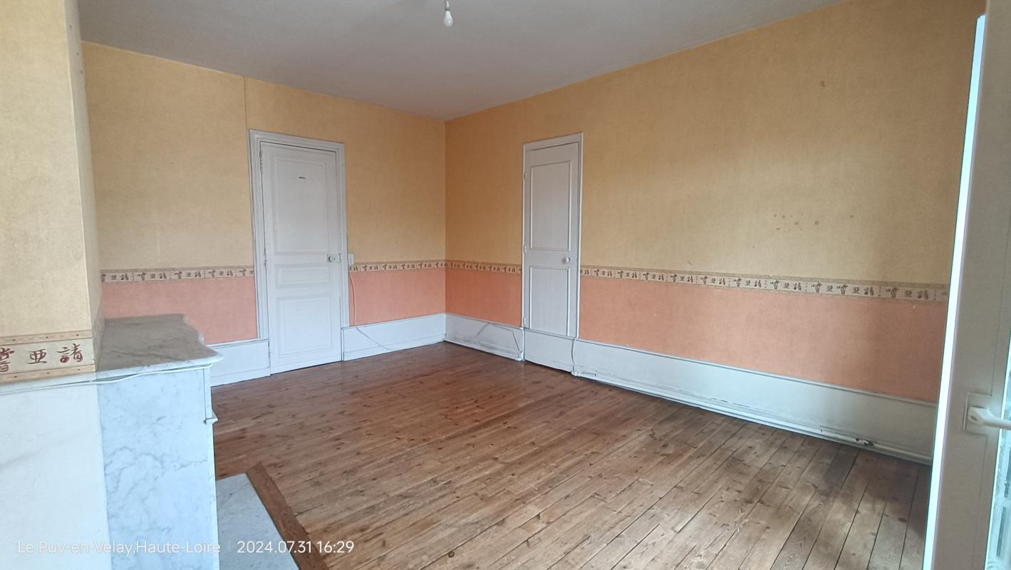 Appartement Rue des Cerisiers à Le Puy-en-Velay