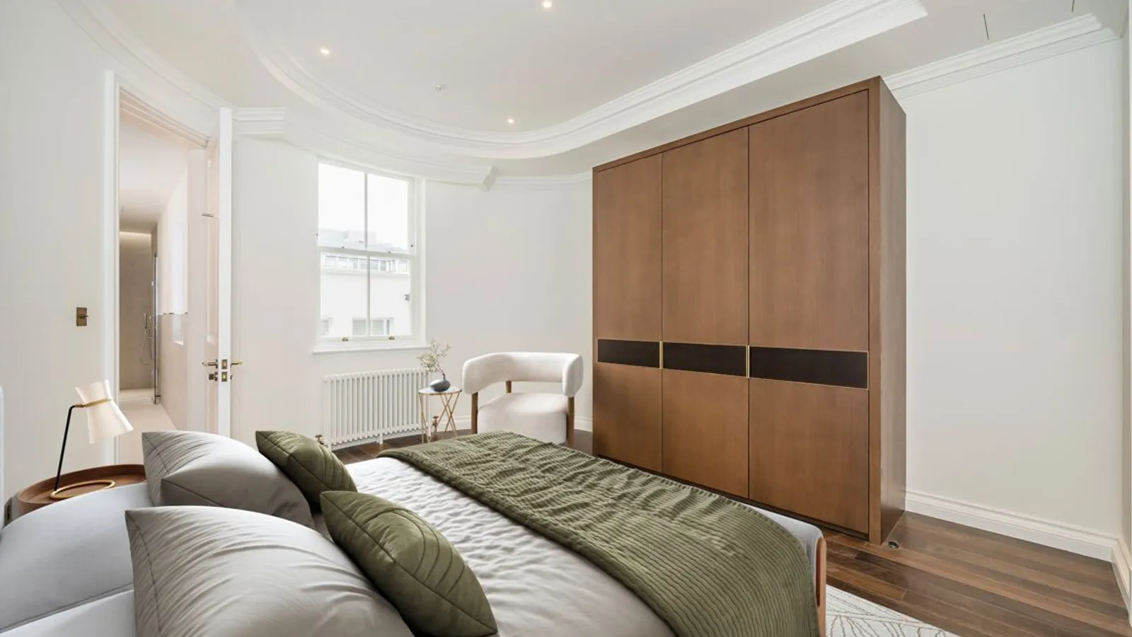 Flat Charles Street in City of Westminster