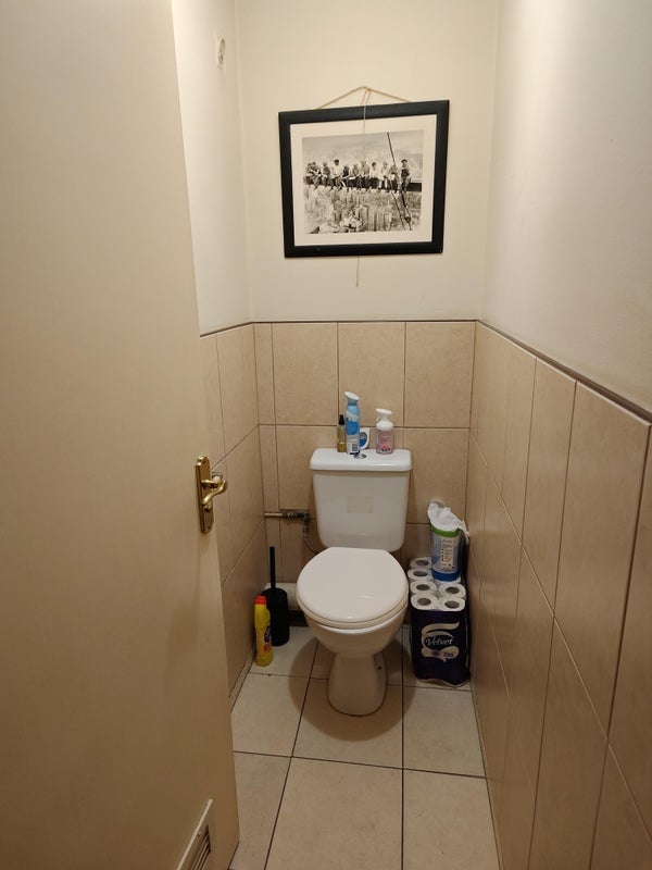 Room Siward Road in Greater London