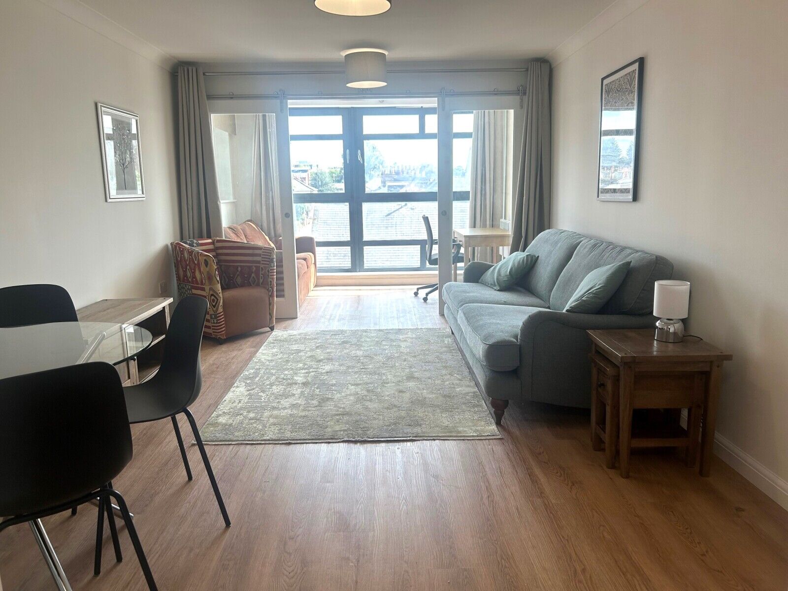 Flat Kennet Street in Reading