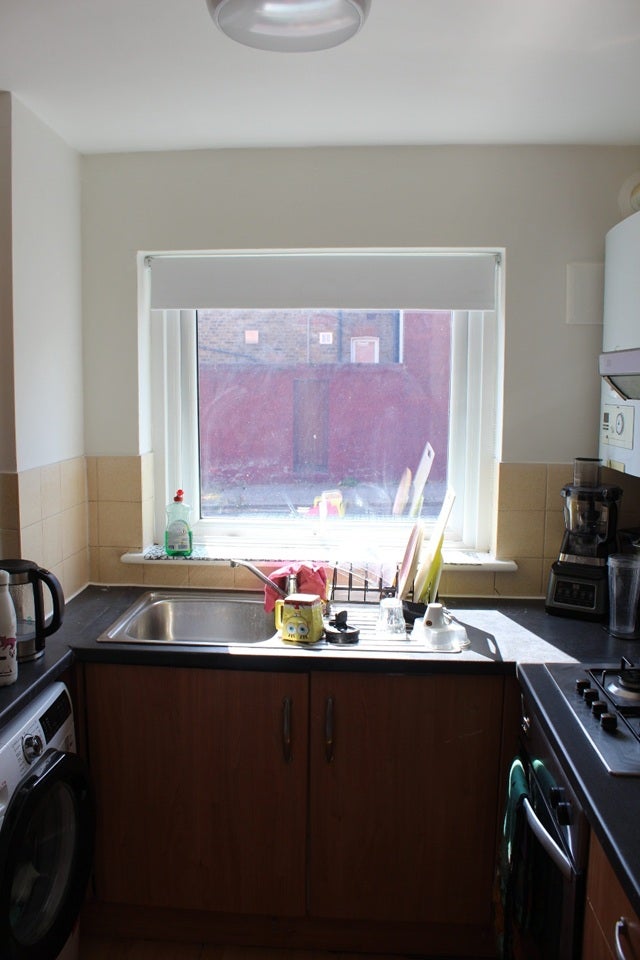 Flat Claverdale Road in Greater London