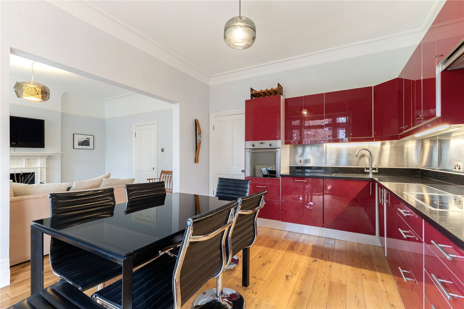 Flat Ashburnham Road in Greater London