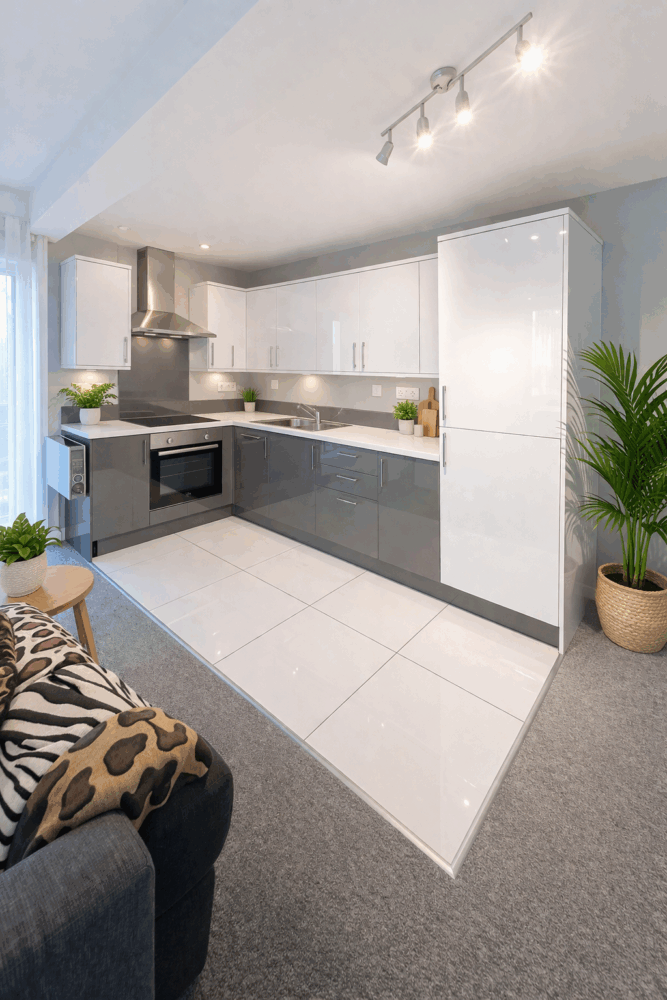 Flat Llanbleddian Gardens in Cardiff