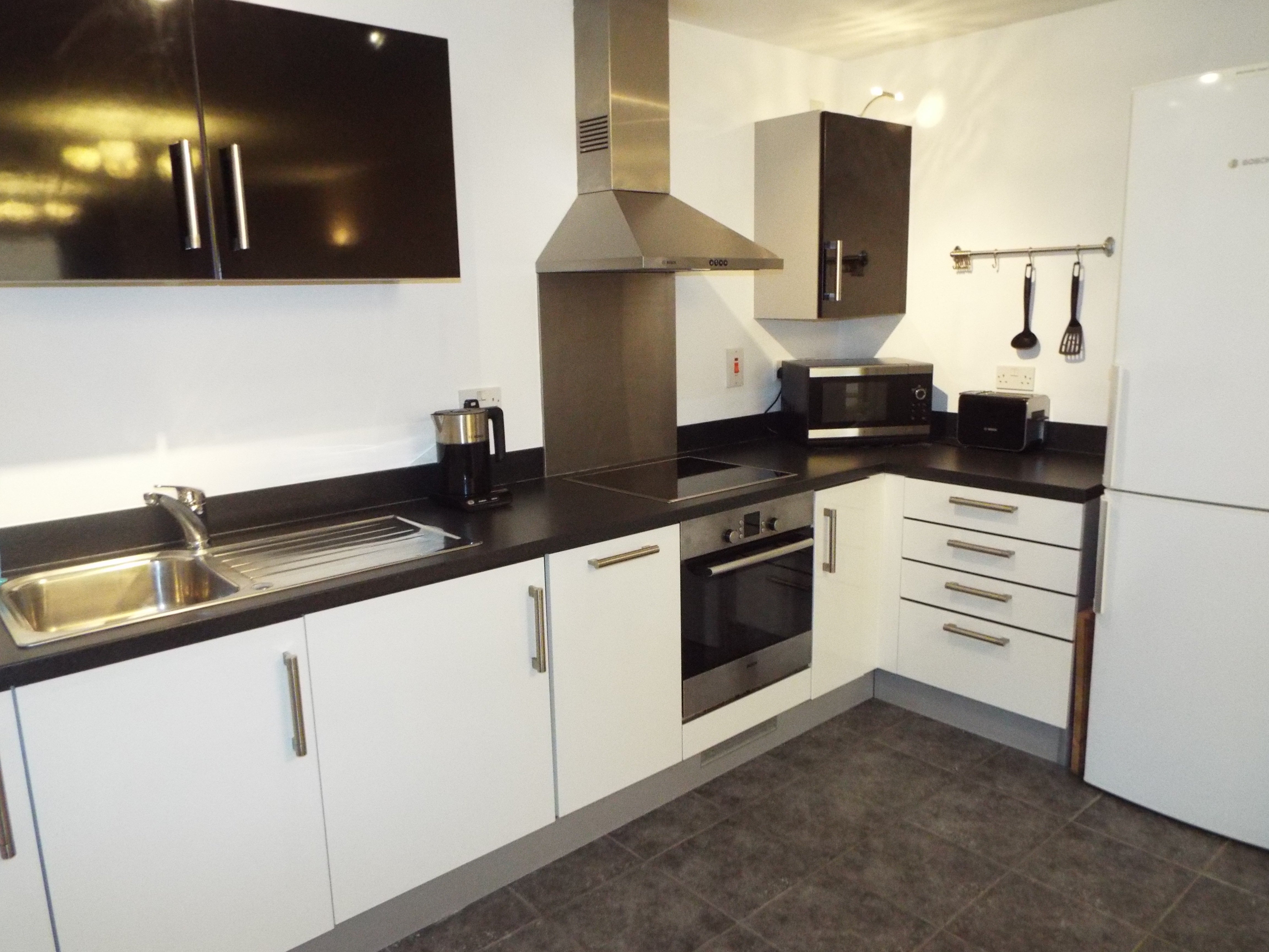 Flat Overstone Court in Cardiff
