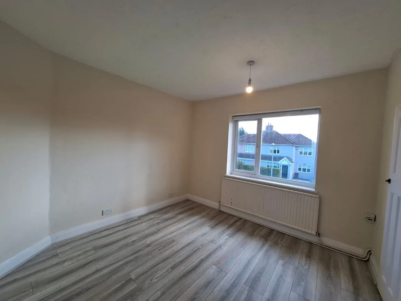 Flat Princess Avenue in East Tilbury
