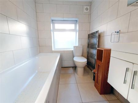 Flat Hopgood Street in Greater London