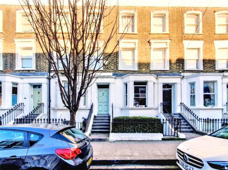 Flat Hopgood Street in Greater London