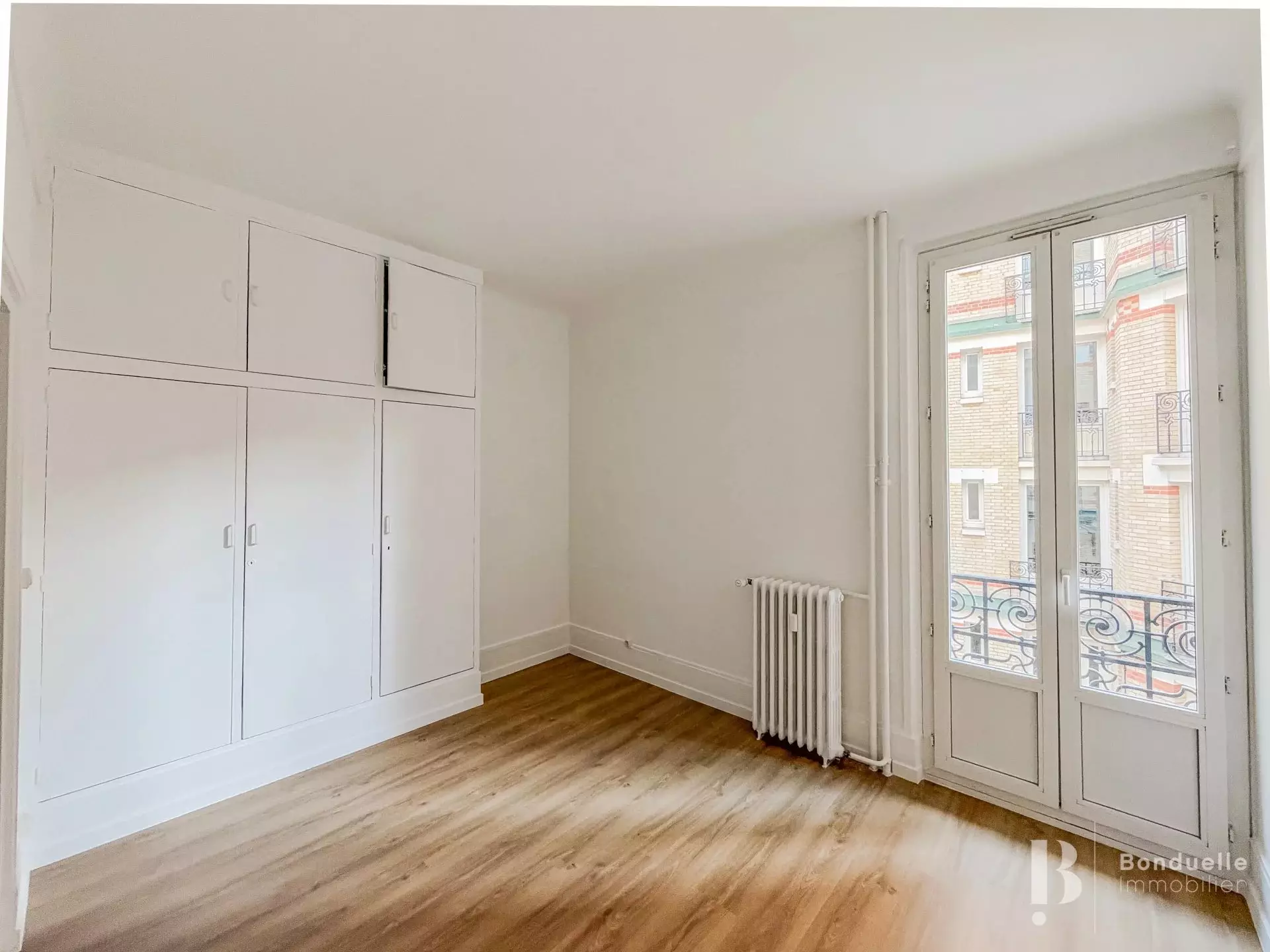 Flat Rue Taine in Paris