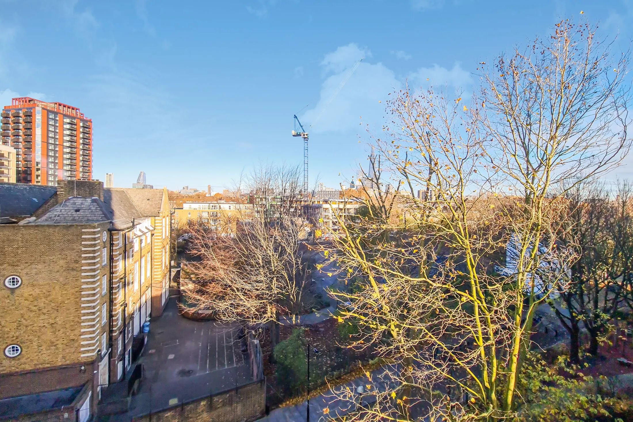 Flat Rodney Road in Greater London