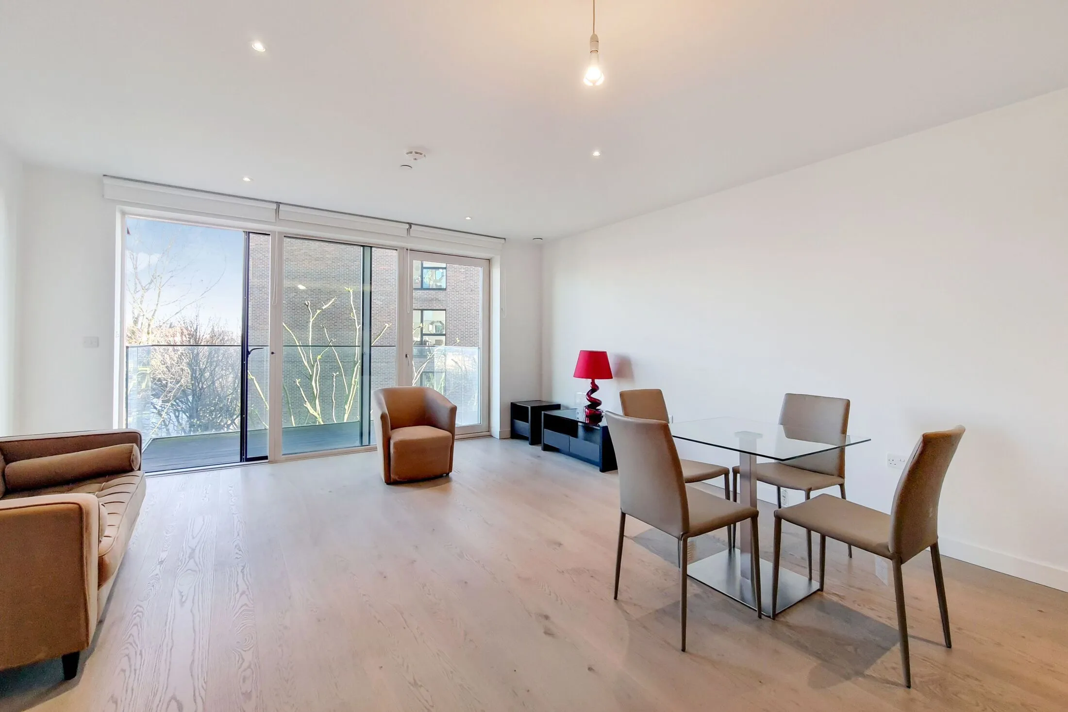 Flat Rodney Road in Greater London