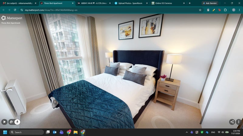 Room Harbour Way in Greater London